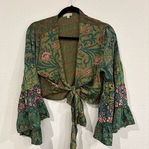 EARTHBOUND Green Floral Bell Sleeve Blouse